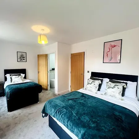 Holiday home Twilight House -wyndale Living- B'ham Jq Townhouse *